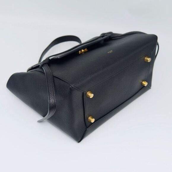 Celine Women Pre-Loved Bag Very Good Condition - Picture 4 of 6